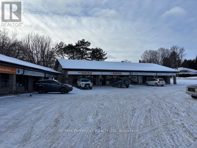 680 Pembroke Street E, Pembroke, Ontario  K8A 3M2 - Photo 4 - X12734620