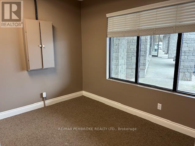 680 Pembroke Street E, Pembroke, Ontario  K8A 3M2 - Photo 14 - X12734620