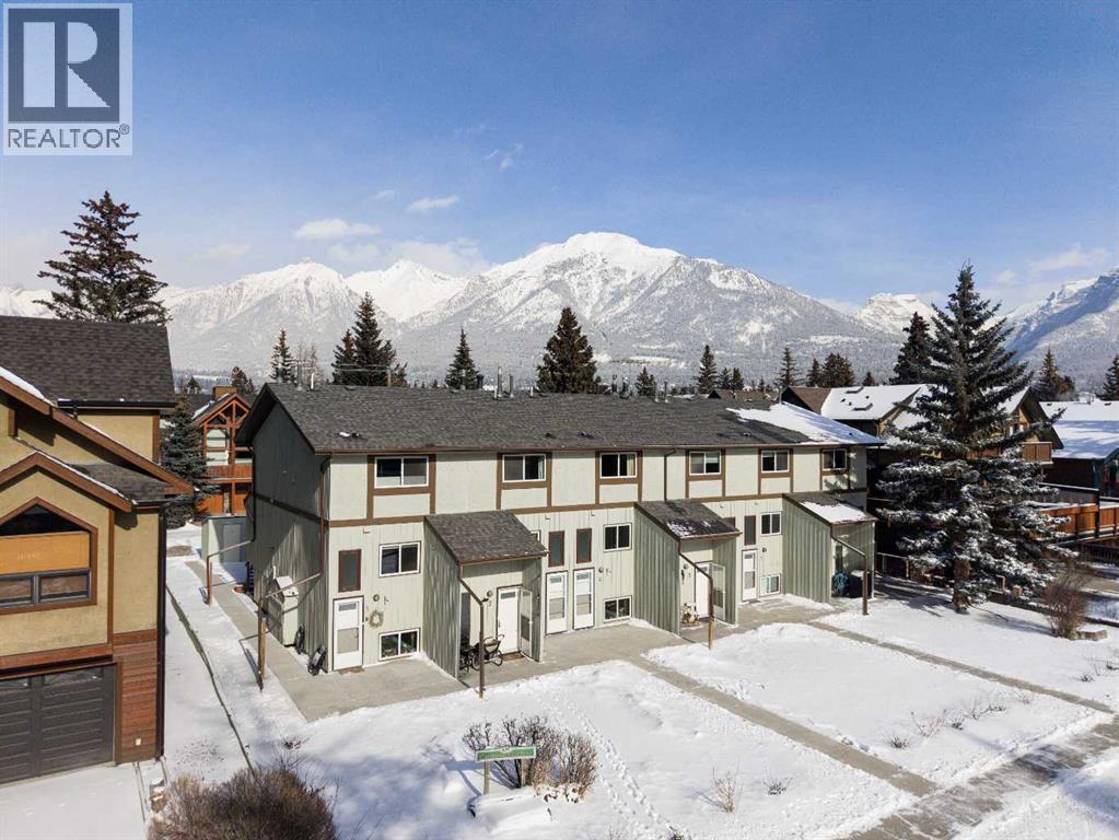 4, 630 3rd Street, Canmore, Alberta  T1W 2J5 - Photo 1 - A2287315