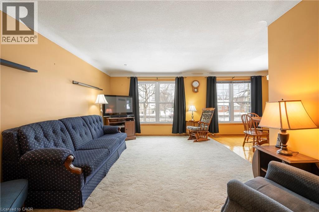 401 Mohawk Road W, Hamilton, Ontario  L9C 1W5 - Photo 10 - 40804281