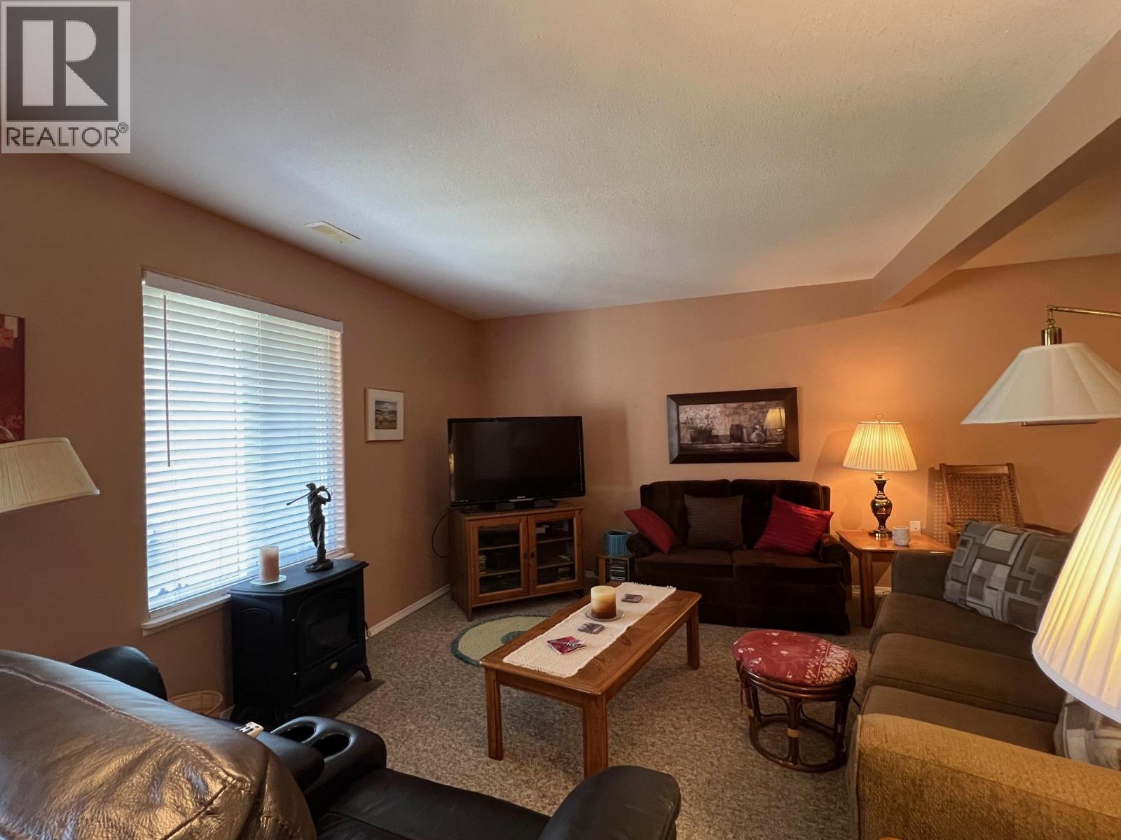 678 6th Street, Vernon, British Columbia  V1H 1Z1 - Photo 19 - 10378509