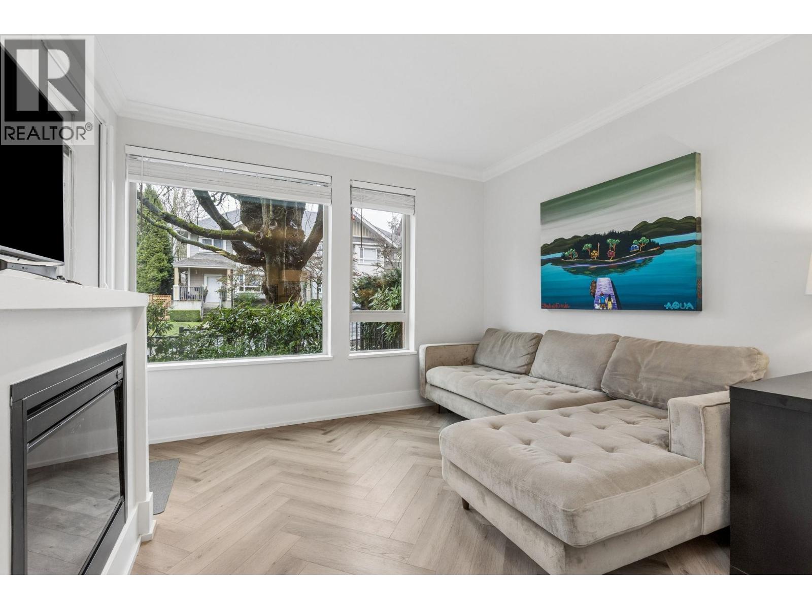 107 159 W 22nd Street, North Vancouver, British Columbia  V7M 0B6 - Photo 4 - R3097833