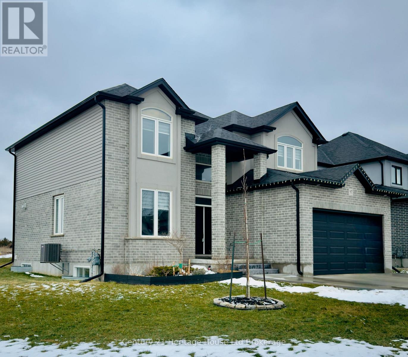 97 BEECH BOULEVARD, Tillsonburg, Ontario