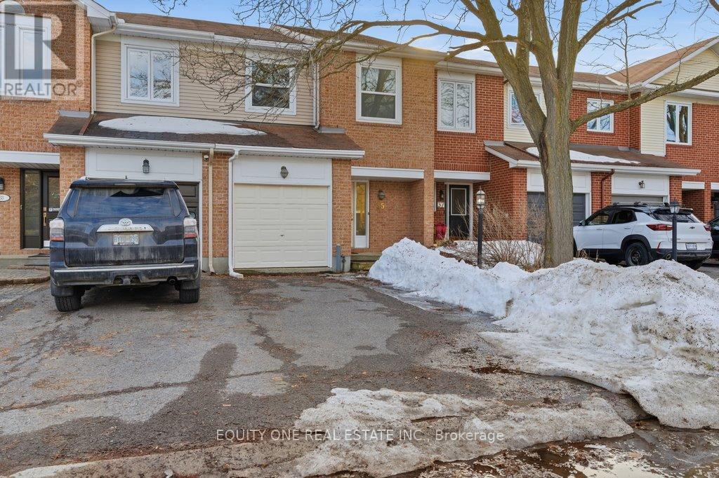 35 Willwood Crescent, Ottawa, Ontario  K2J 4B2 - Photo 2 - X12867086