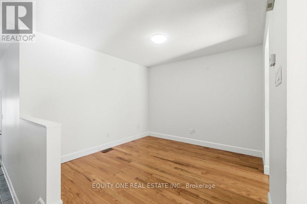 35 Willwood Crescent, Ottawa, Ontario  K2J 4B2 - Photo 8 - X12867086