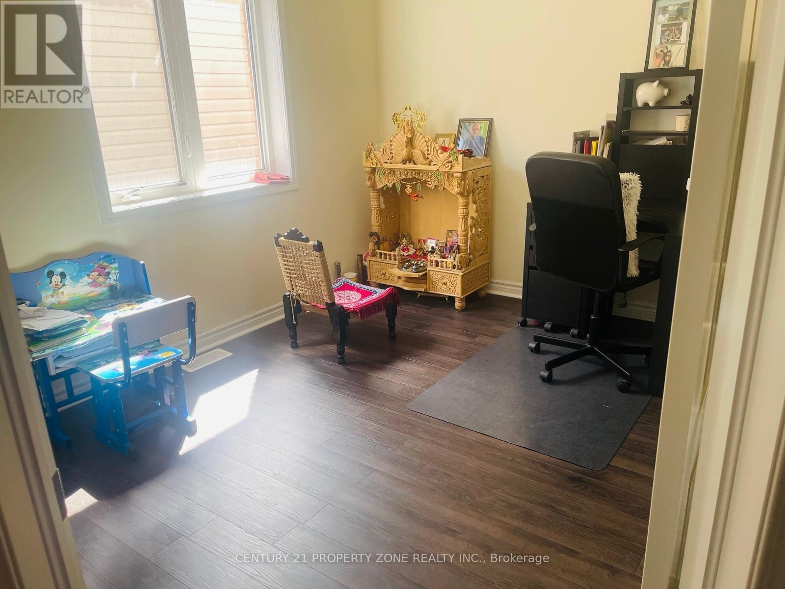 Bsmt - 26 Feeder Street, Brampton (Northwest Brampton), Ontario  L7A 4T7 - Photo 17 - W12829636