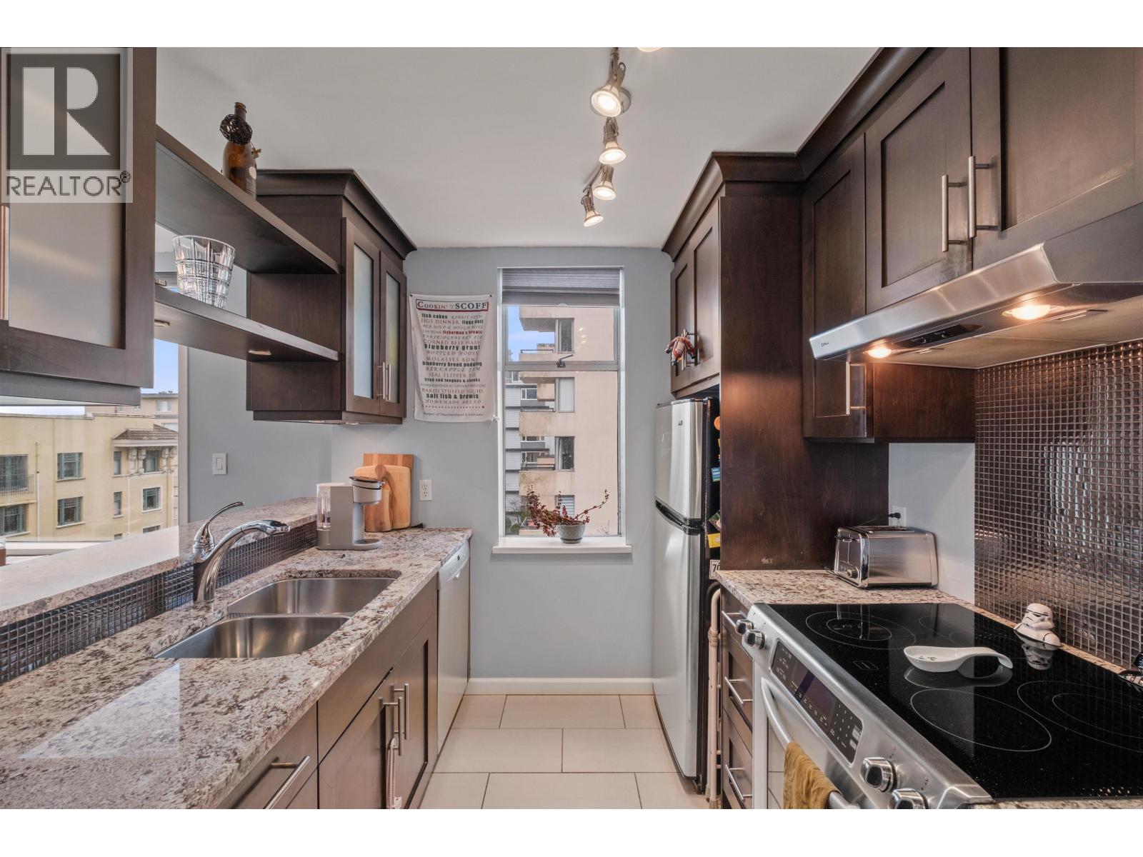 403 1436 Harwood Street, Vancouver, British Columbia  V6G 1X5 - Photo 6 - R3098024