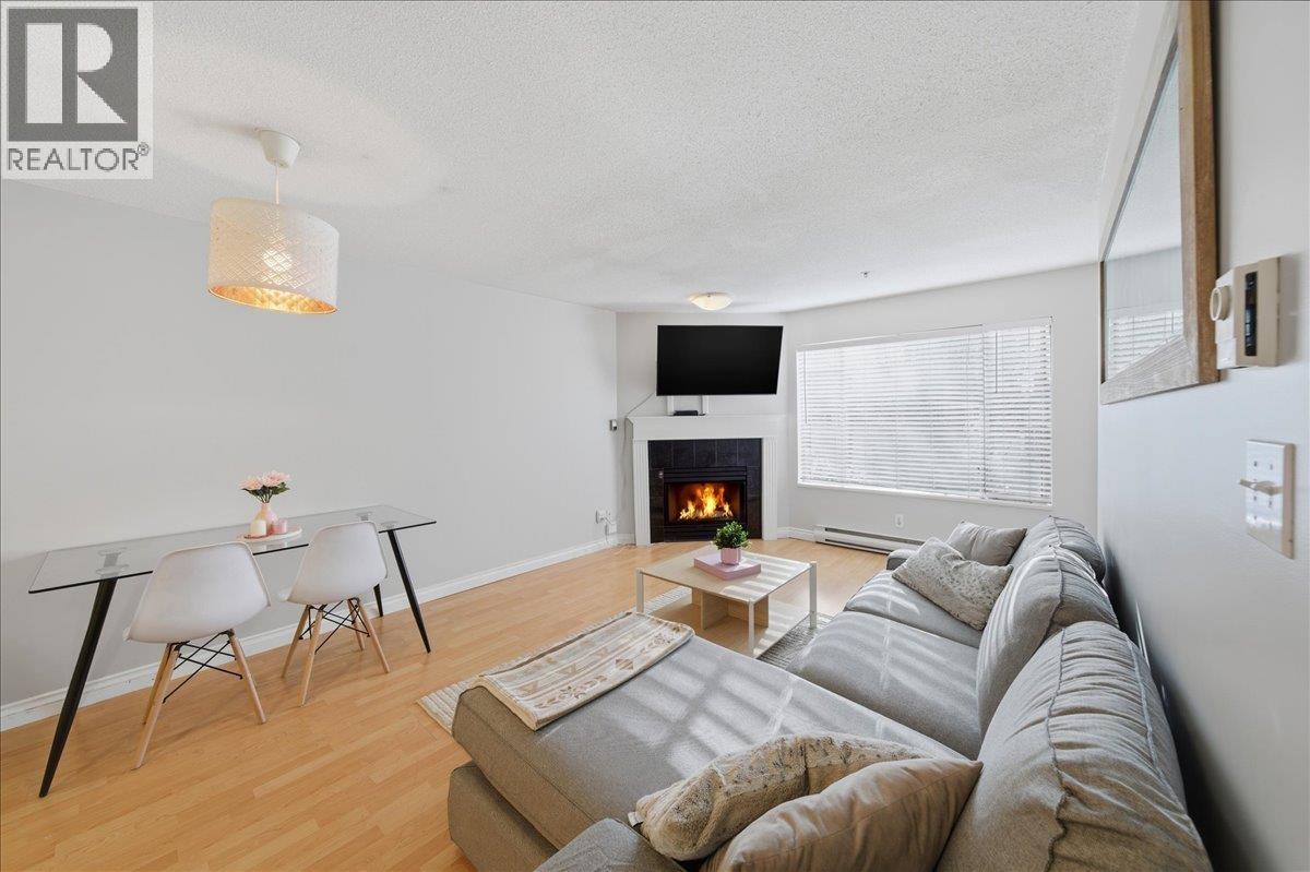 303 1433 E 1st Avenue, Vancouver, British Columbia  V5N 1A4 - Photo 2 - R3098030