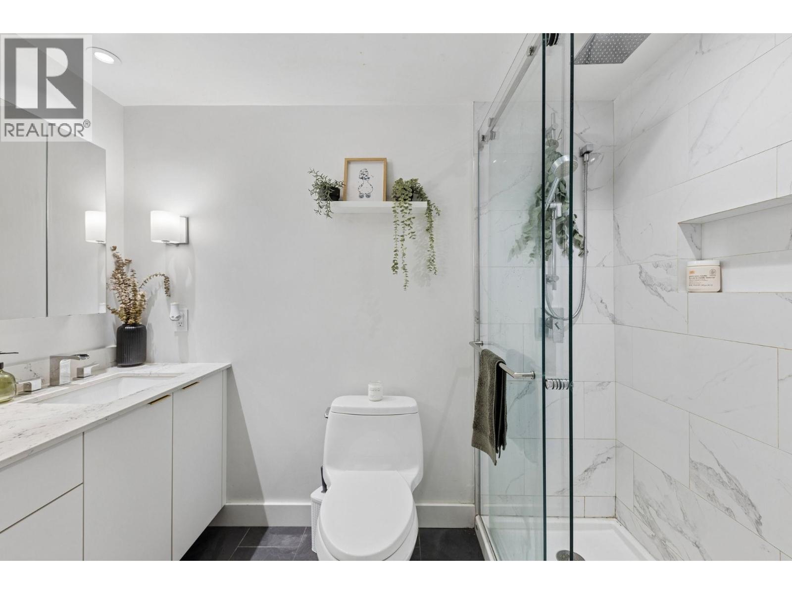 101 175 E 5th Street, North Vancouver, British Columbia  V7L 1L3 - Photo 25 - R3098038