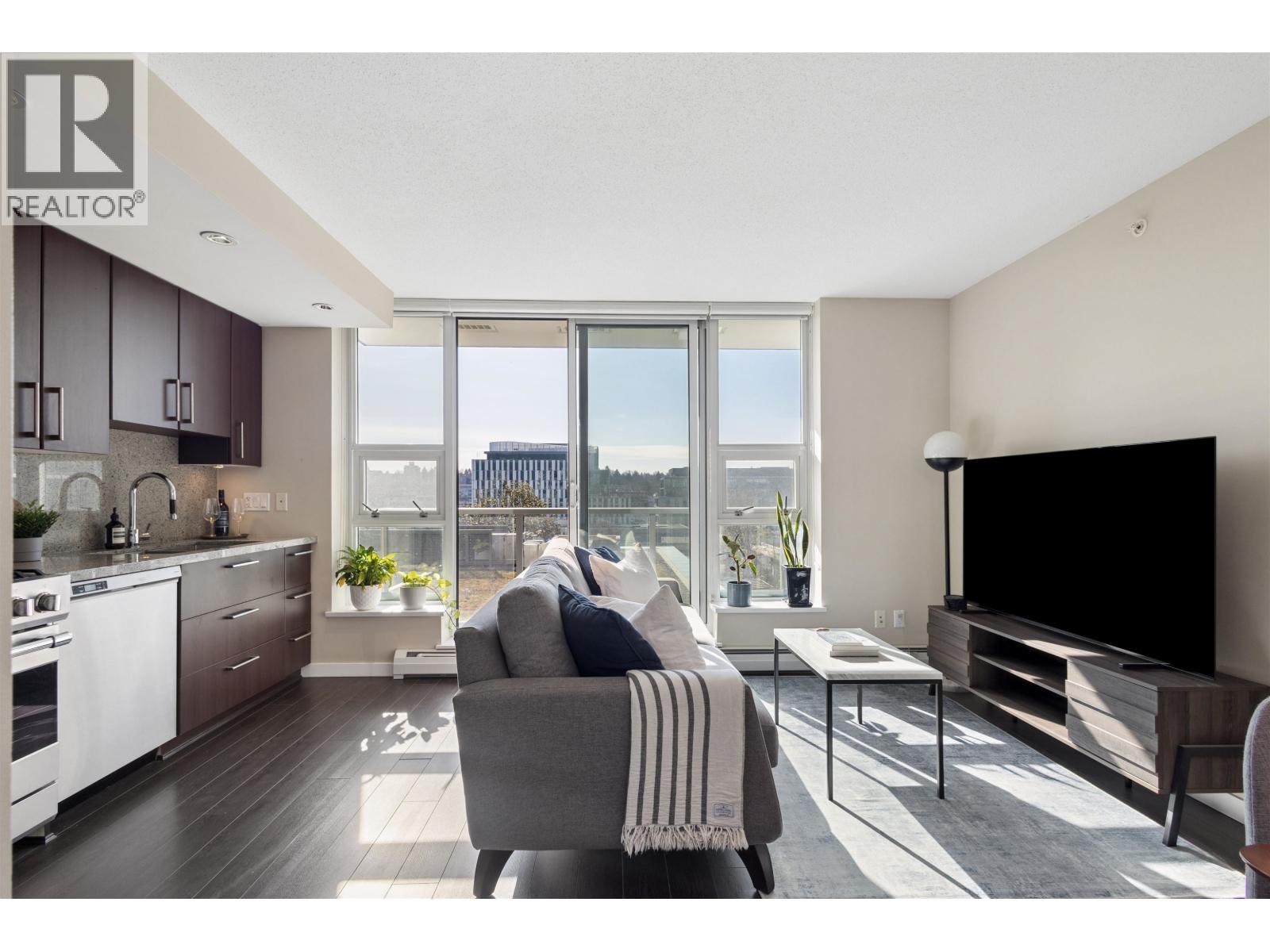 903 138 W 1st Avenue, Vancouver, British Columbia  V5Y 0H5 - Photo 1 - R3098074