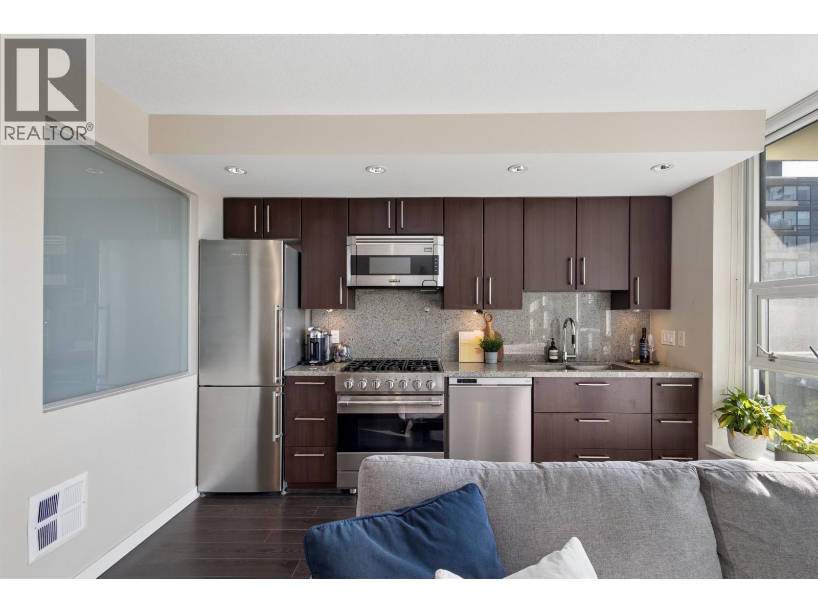 903 138 W 1st Avenue, Vancouver, British Columbia  V5Y 0H5 - Photo 5 - R3098074