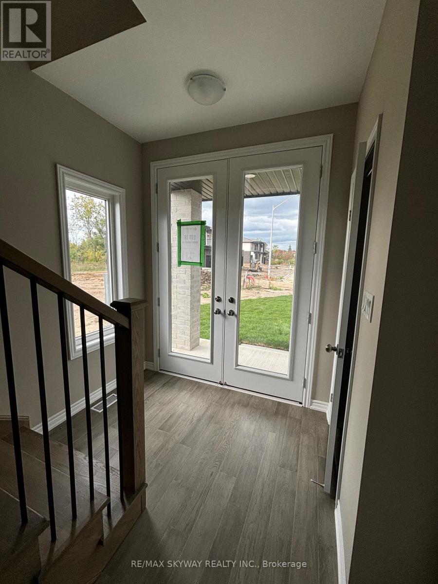 258 Wellandvale Drive, Welland, Ontario  L3C 0K3 - Photo 4 - X12866898