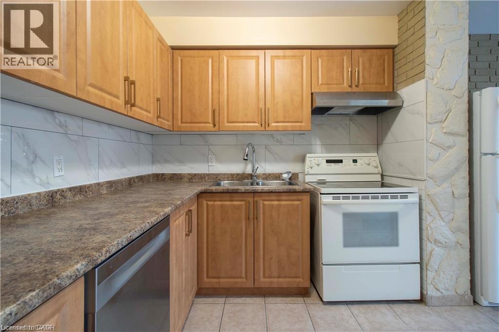 153 Limeridge Road W Unit# 23, Hamilton, Ontario  L9C 2V3 - Photo 13 - 40811120