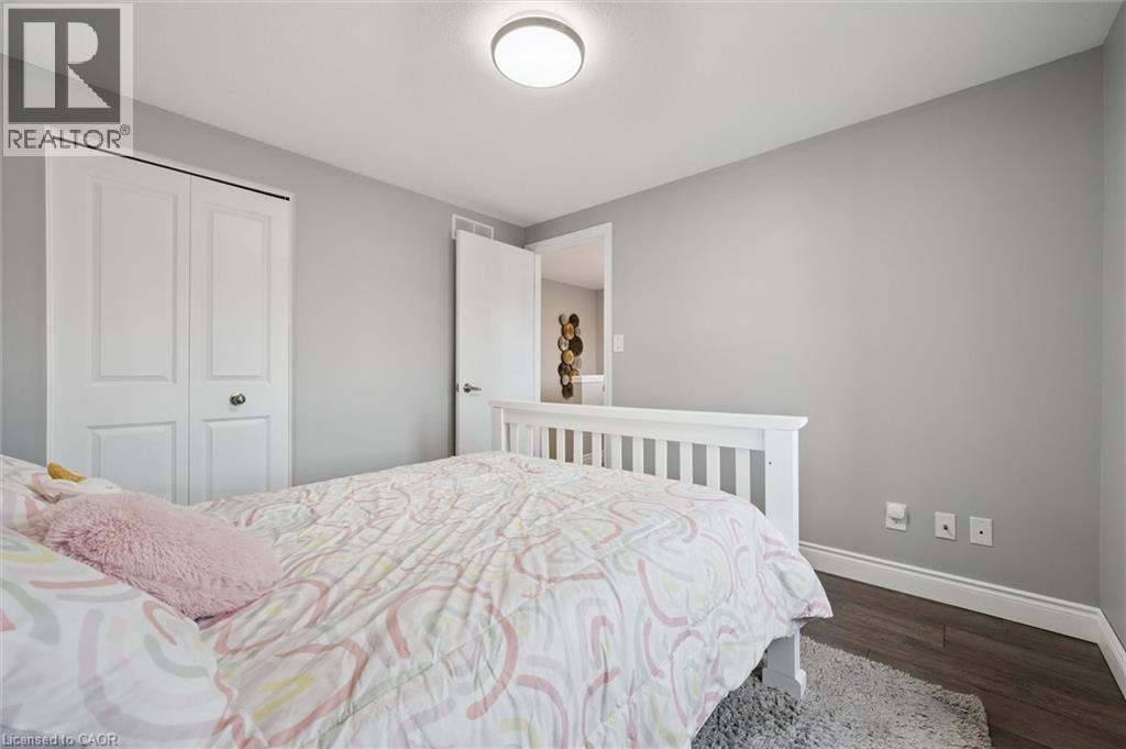 145 Prosperity Drive, Kitchener, Ontario  N2E 4E8 - Photo 23 - 40811095