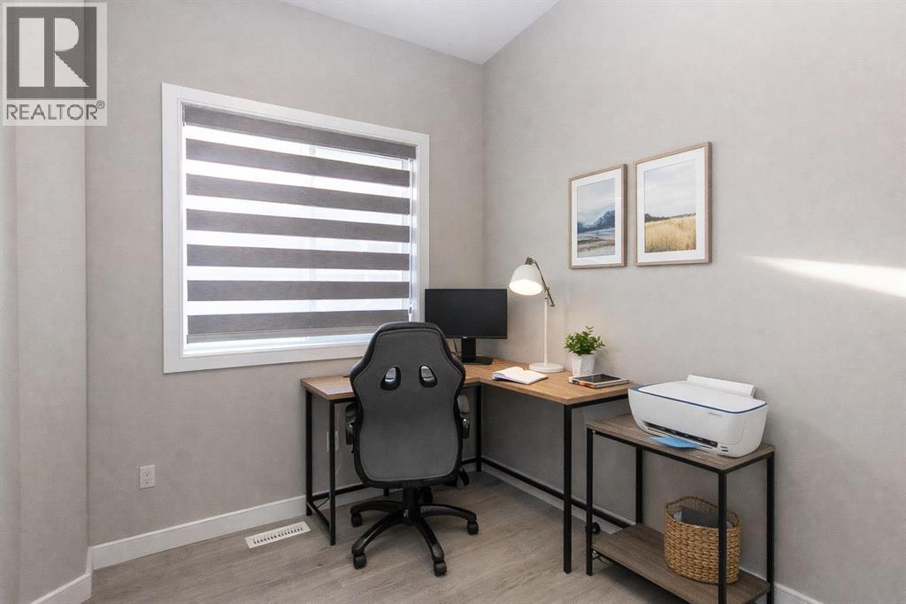 202, 148 Vanier Drive, Red Deer, Alberta  T4R 0K9 - Photo 4 - A2277234