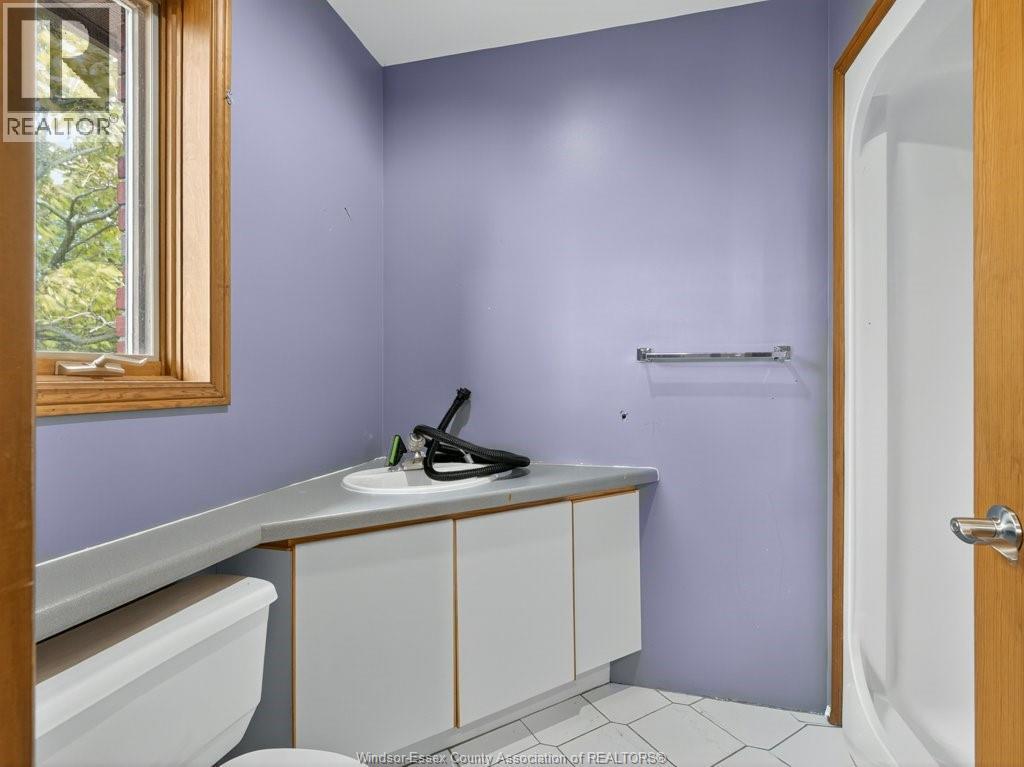 2495 Division Road North, Kingsville, Ontario  N9Y 2E5 - Photo 24 - 25028046