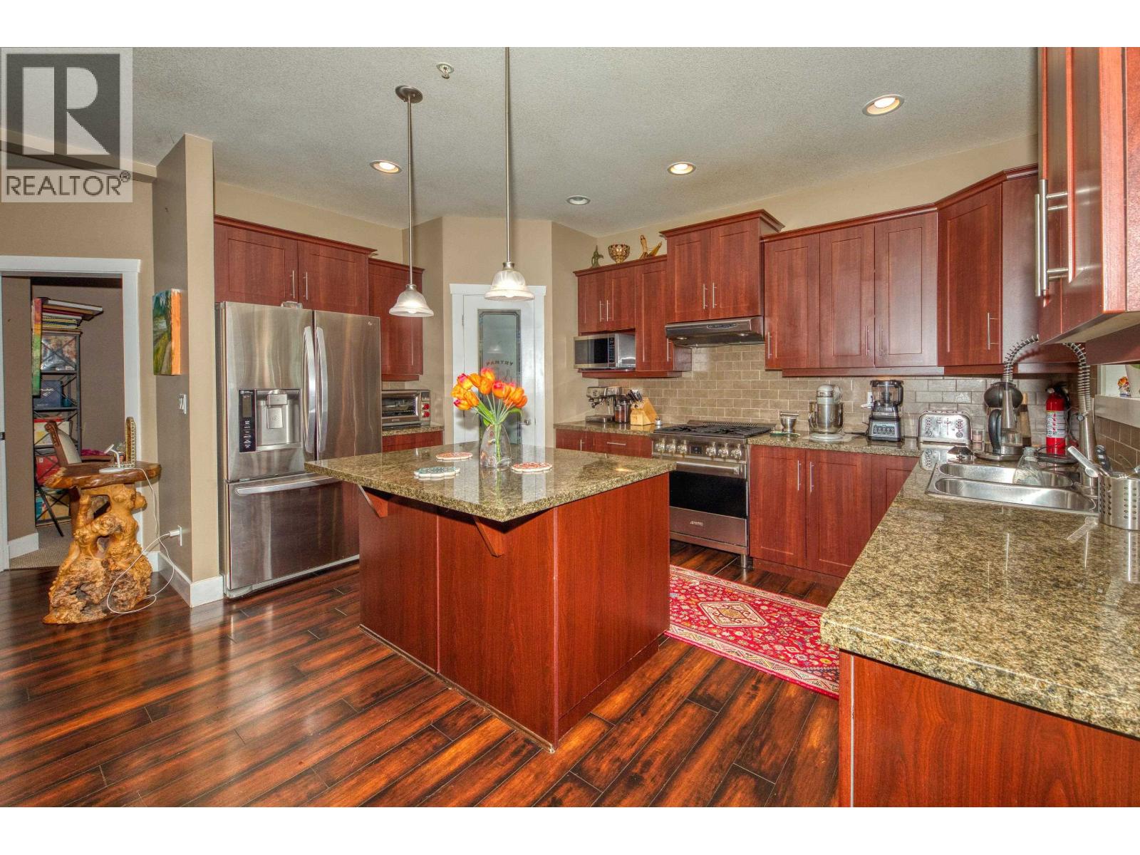 22997 Gilbert Drive, Maple Ridge, British Columbia  V4R 0C3 - Photo 7 - R3098032