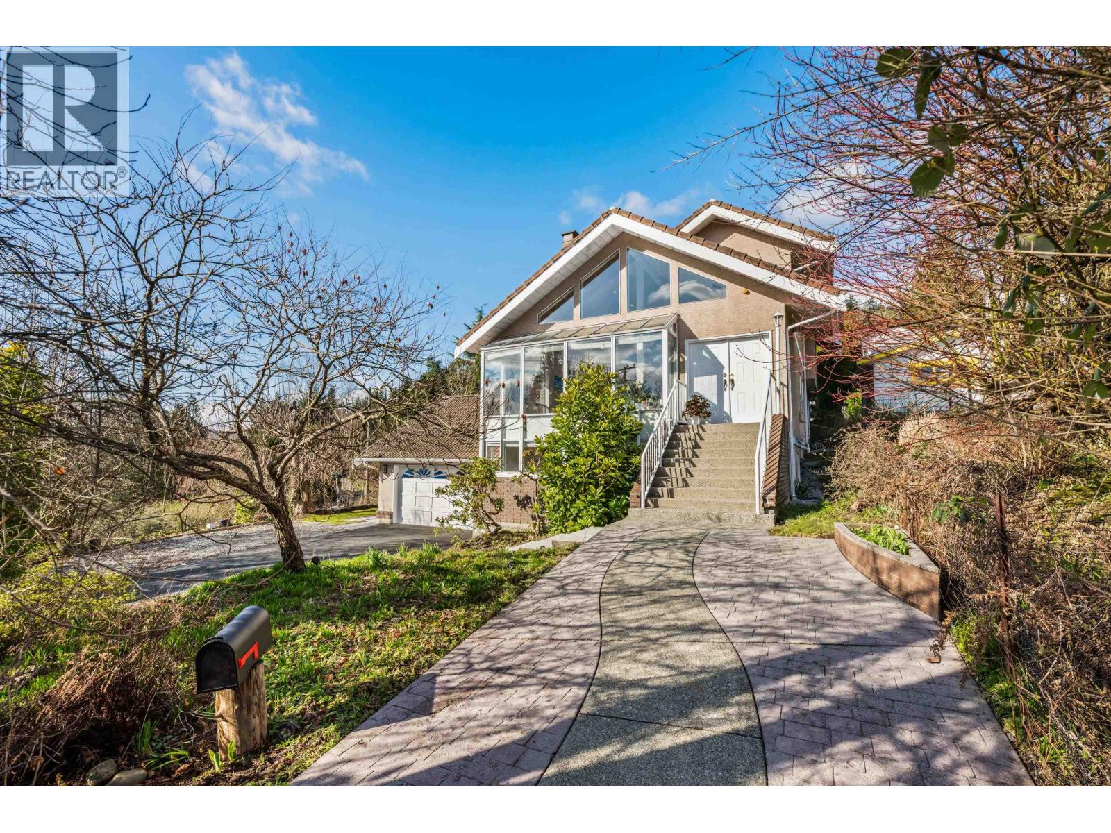 389 Metta Street, Port Moody, British Columbia  V3H 2Y6 - Photo 3 - R3098059