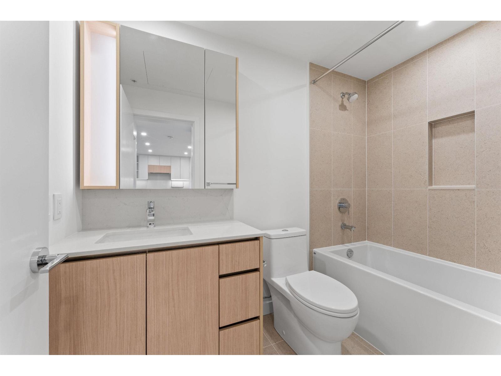 2606 13573 98a Avenue, Surrey, British Columbia  V3T 0X1 - Photo 13 - R3098099