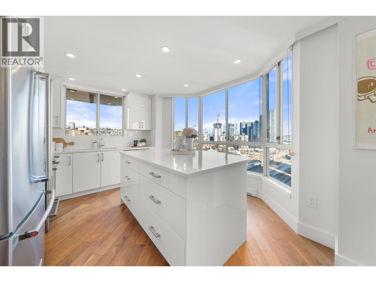 1704 1245 Quayside Drive, New Westminster, British Columbia  V3M 6J6 - Photo 11 - R3095604