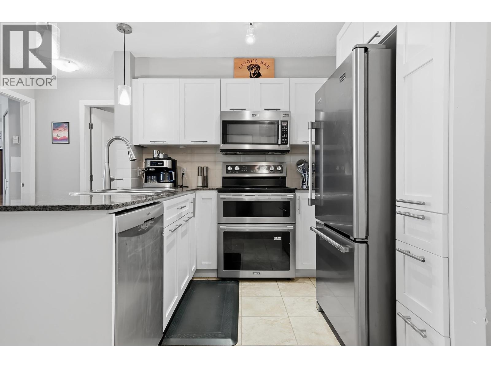 211 19677 Meadow Gardens Way, Pitt Meadows, British Columbia  V3Y 0A2 - Photo 5 - R3097530