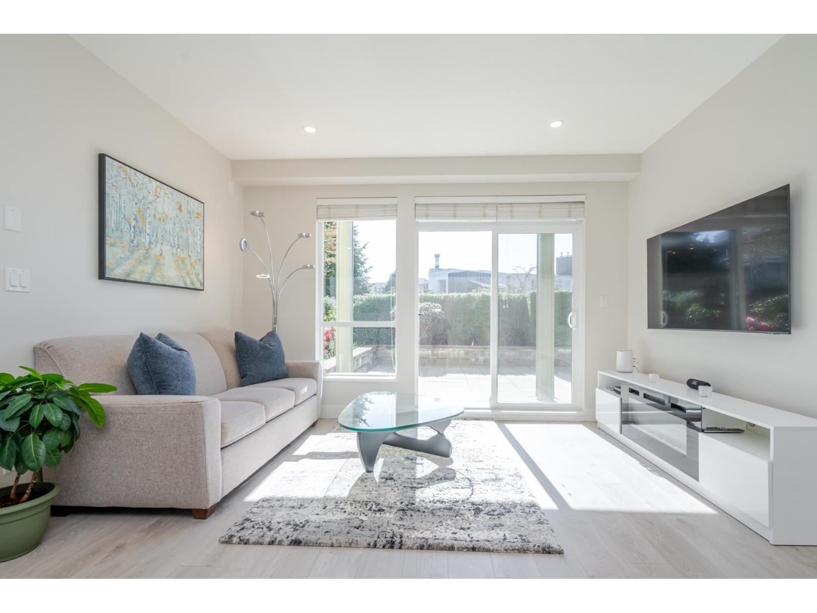 203 15850 26 Avenue, Surrey, British Columbia  V3Z 2N6 - Photo 3 - R3096475