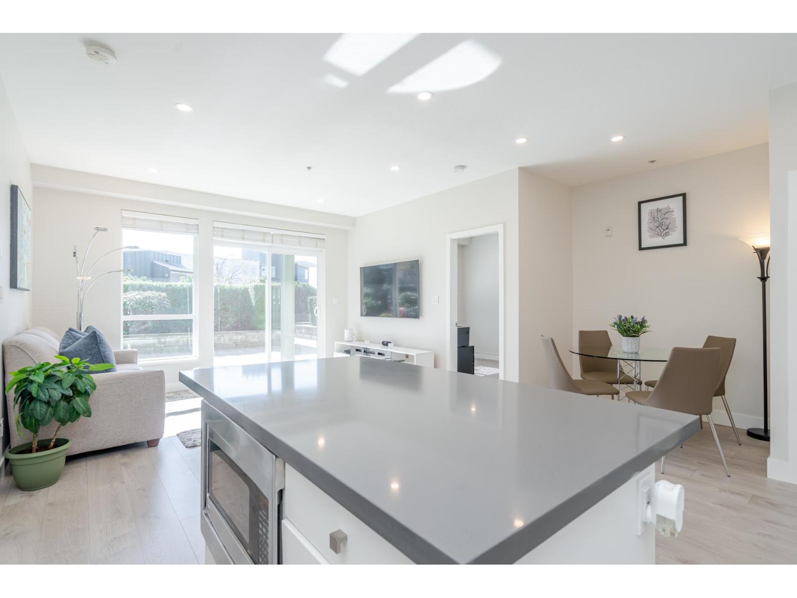 203 15850 26 Avenue, Surrey, British Columbia  V3Z 2N6 - Photo 12 - R3096475