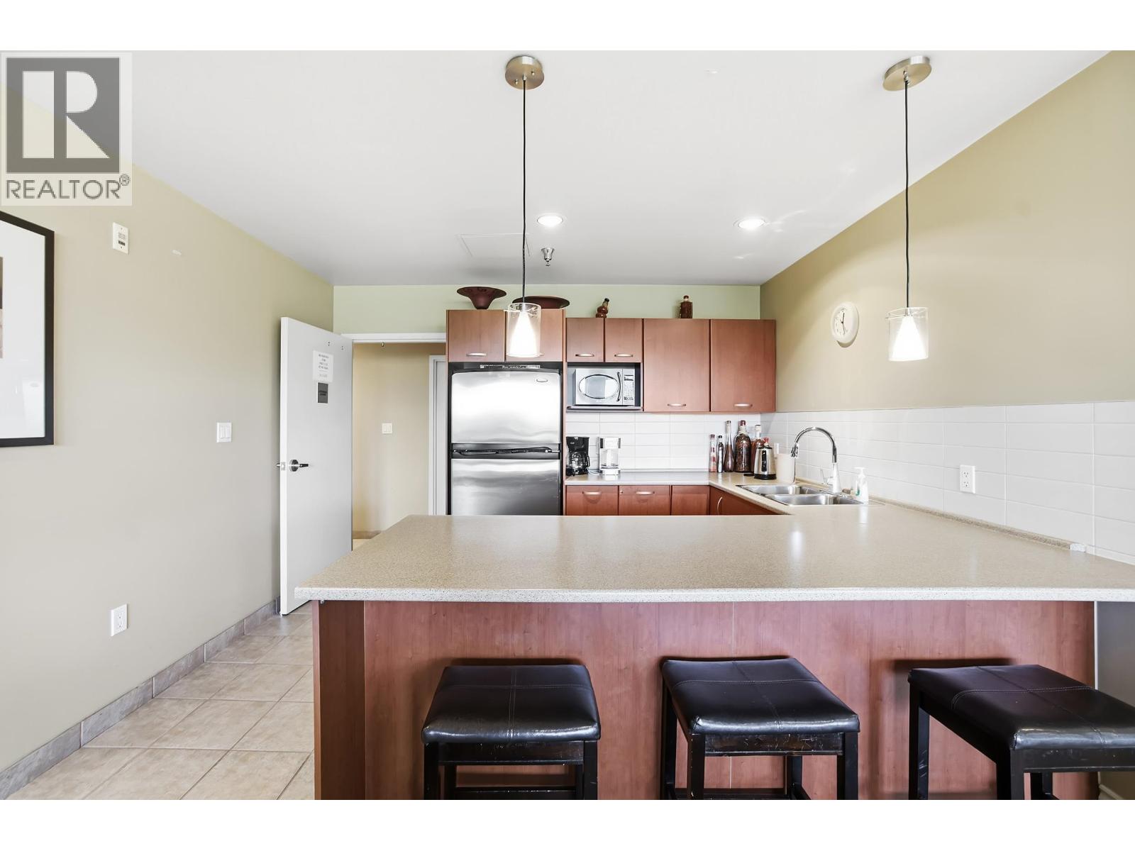 211 19677 Meadow Gardens Way, Pitt Meadows, British Columbia  V3Y 0A2 - Photo 30 - R3097530