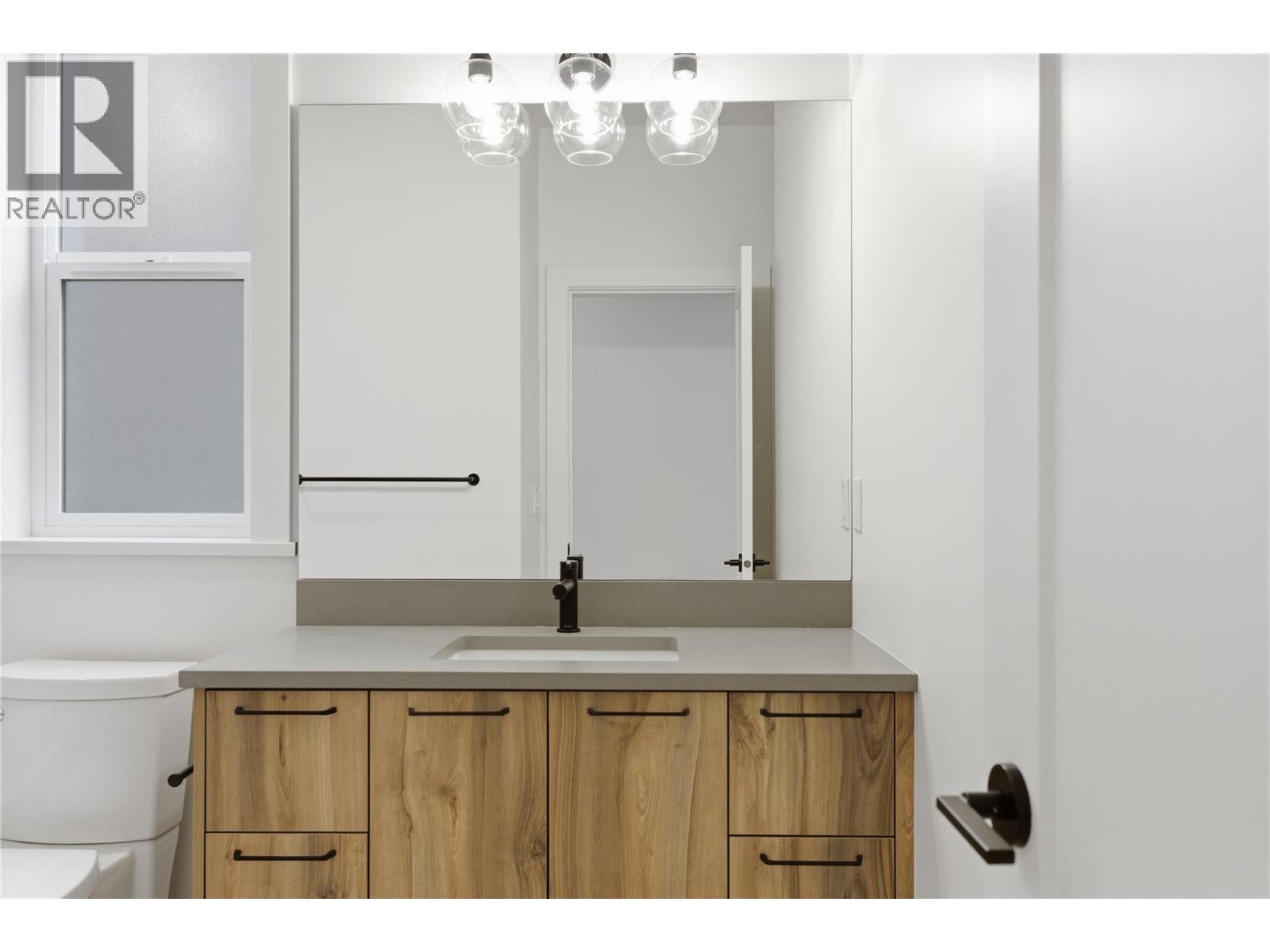 2468 Bradley Drive, Armstrong, British Columbia  V4Y 0Y4 - Photo 12 - 10377871