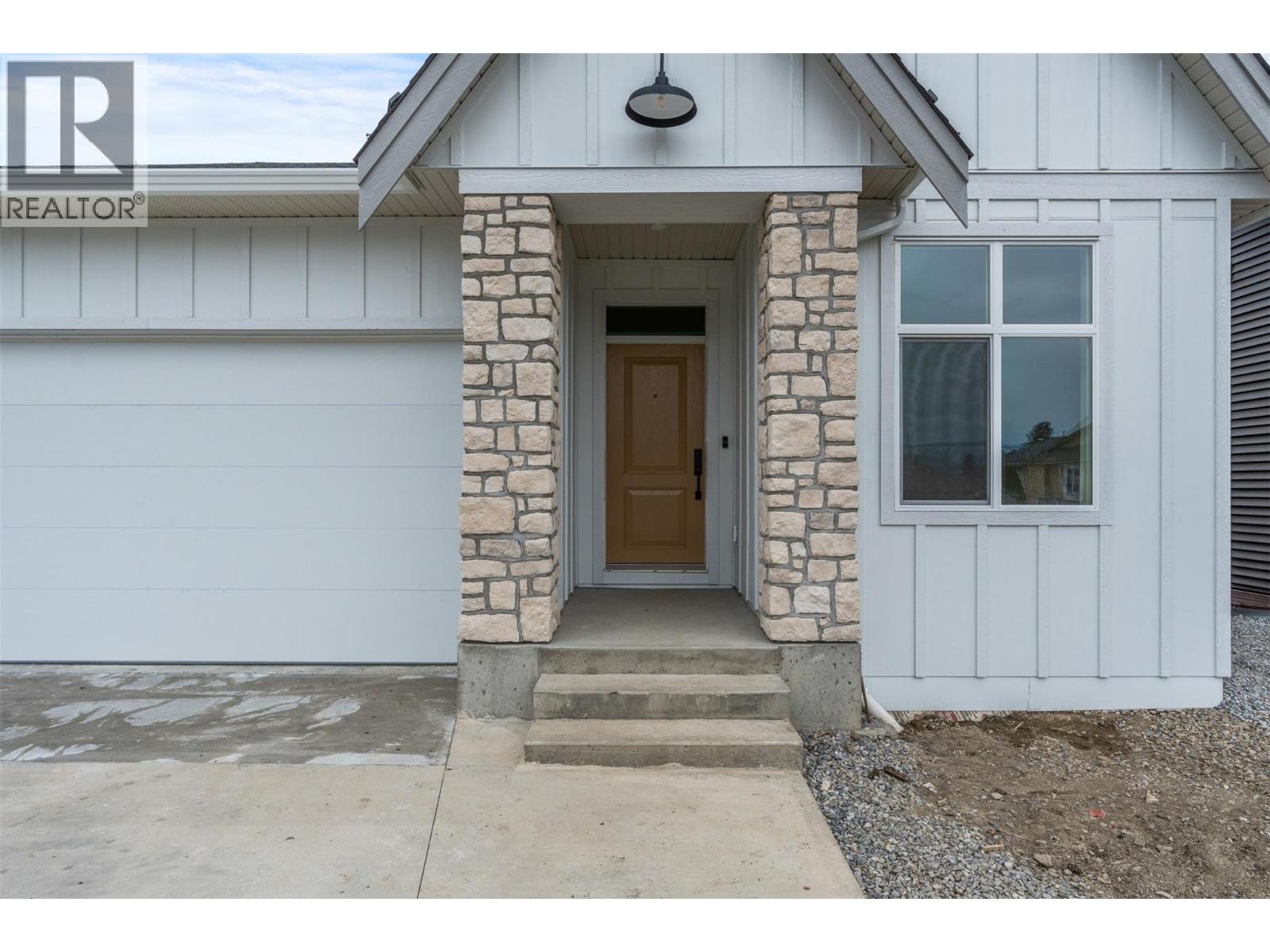 2468 Bradley Drive, Armstrong, British Columbia  V4Y 0Y4 - Photo 7 - 10377871