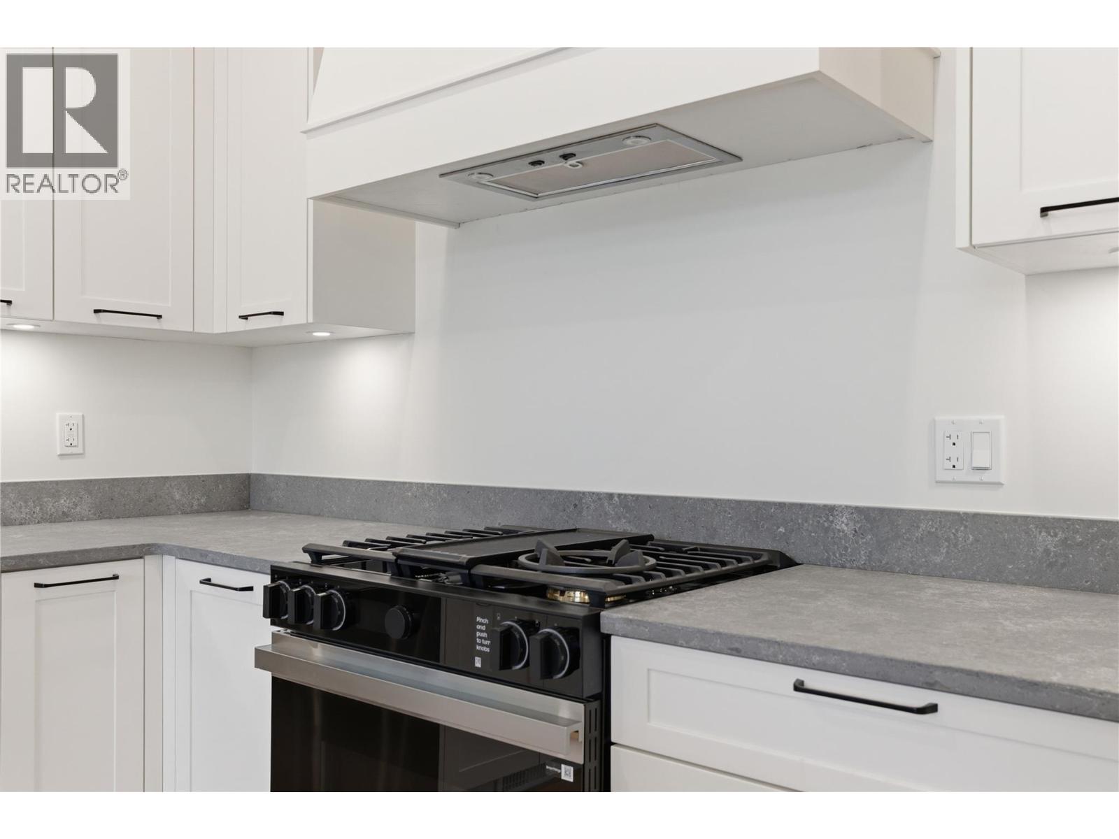 2468 Bradley Drive, Armstrong, British Columbia  V4Y 0Y4 - Photo 18 - 10377871