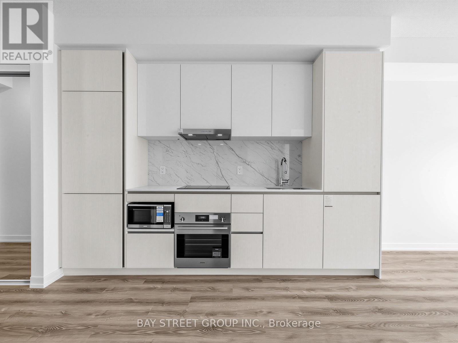 5511 - 8 INTERCHANGE WAY, Vaughan, Ontario