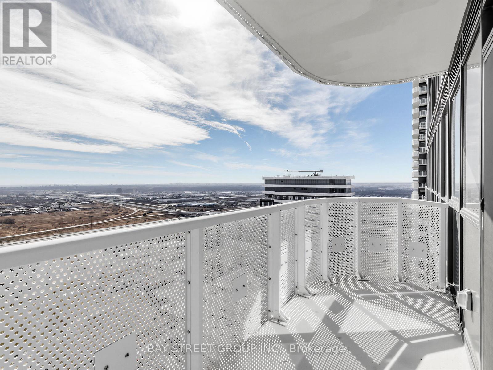 5511 - 8 Interchange Way, Vaughan, Ontario  L4K 0R2 - Photo 12 - N12867096