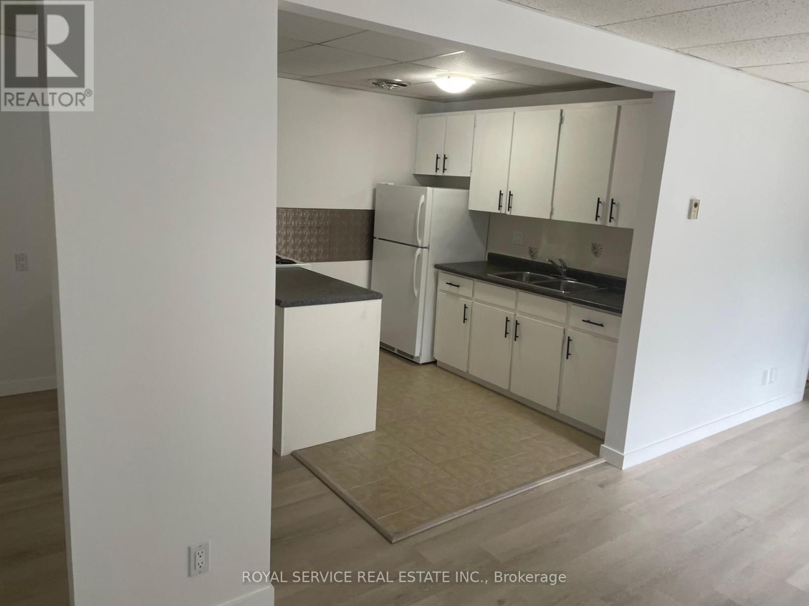 19 - 118 Perry Street, Cobourg, Ontario  K9A 1N7 - Photo 6 - X12856656