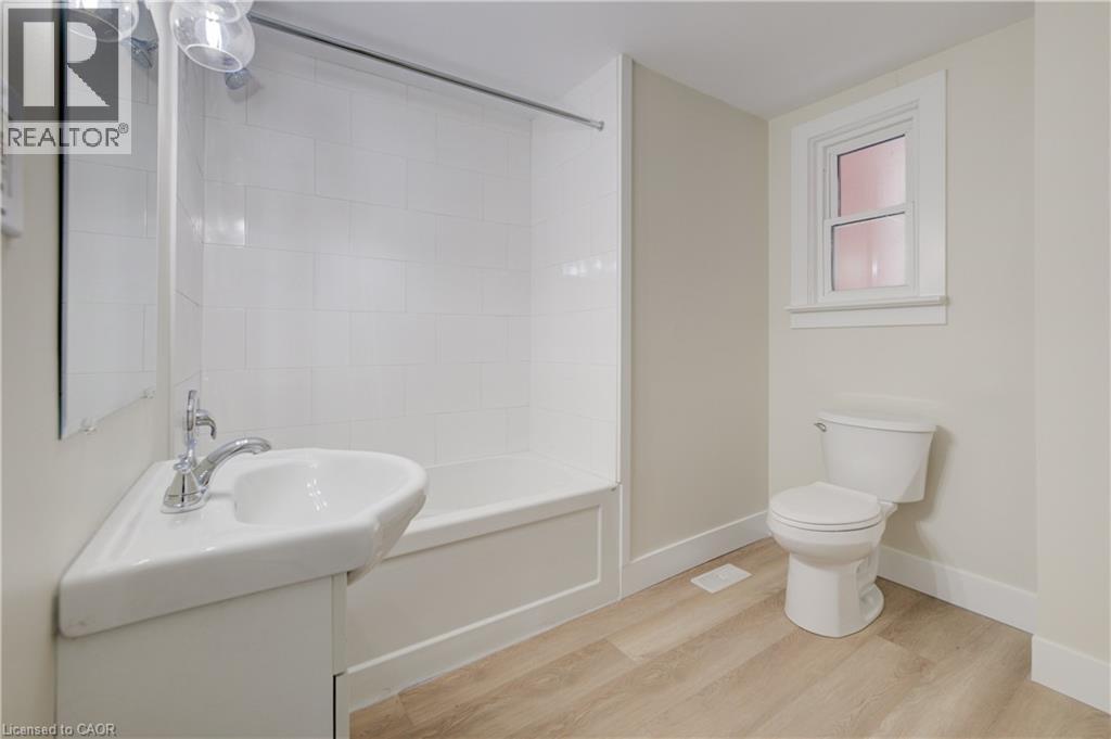 155 Wellington Street N, Kitchener, Ontario  N2H 5J9 - Photo 12 - 40804687