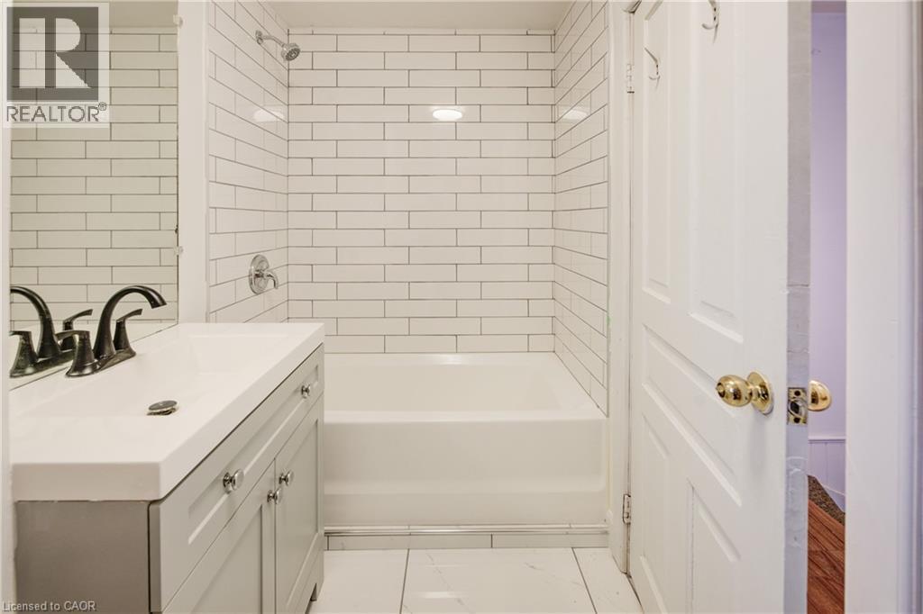 155 Wellington Street N, Kitchener, Ontario  N2H 5J9 - Photo 20 - 40804687