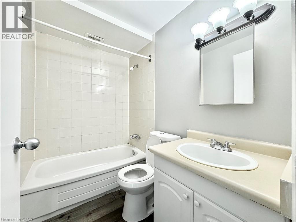 1200 Courtland Avenue E Unit# 45, Kitchener, Ontario  N2C 1K7 - Photo 12 - 40811020