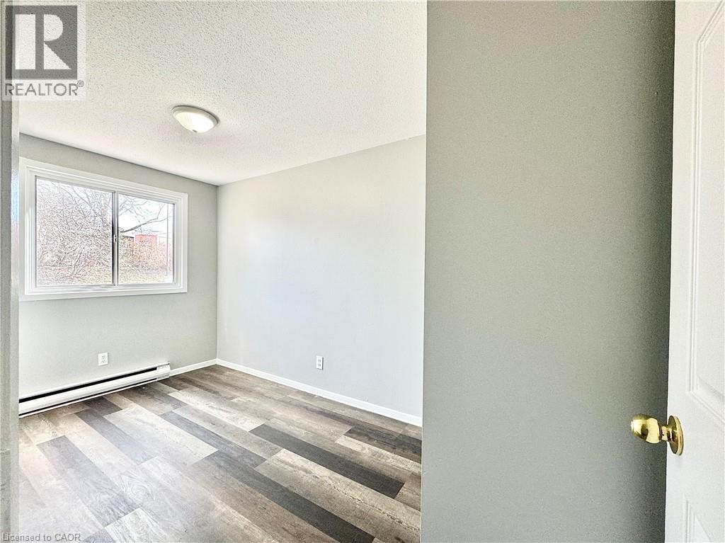 1200 Courtland Avenue E Unit# 45, Kitchener, Ontario  N2C 1K7 - Photo 10 - 40811020