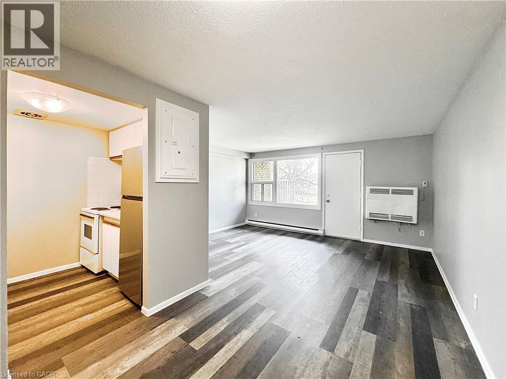 1200 Courtland Avenue E Unit# 45, Kitchener, Ontario  N2C 1K7 - Photo 3 - 40811020