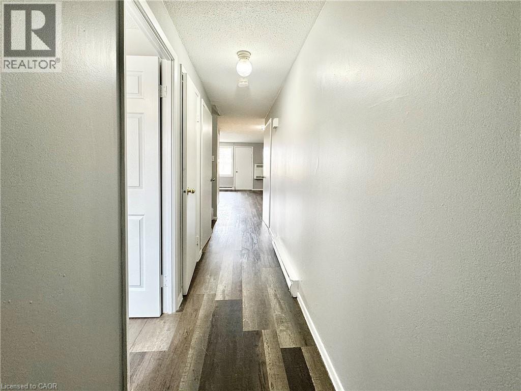 1200 Courtland Avenue E Unit# 45, Kitchener, Ontario  N2C 1K7 - Photo 2 - 40811020