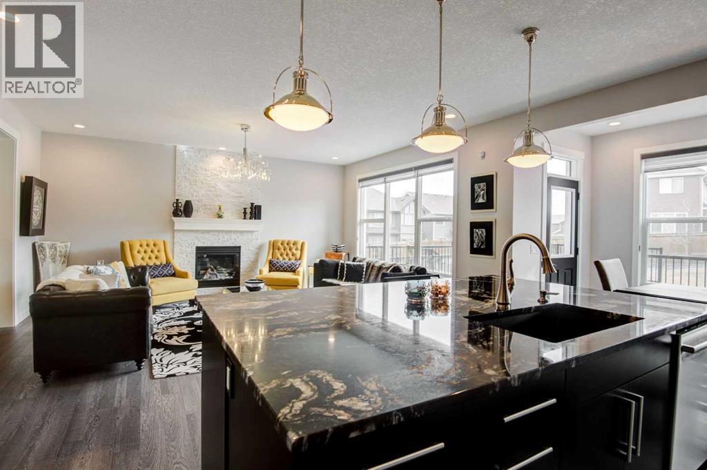 53 Sherwood Square Nw, Calgary, Alberta  T3R 0R9 - Photo 12 - A2291466