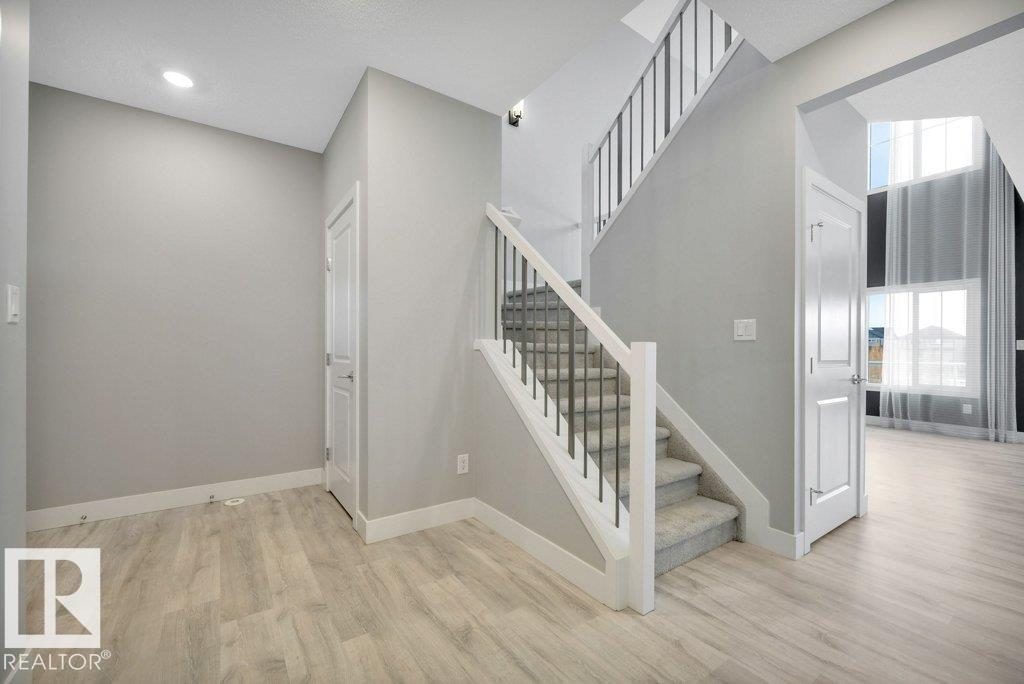 1909 Davidson Wd Sw, Edmonton, Alberta  T6W 4C1 - Photo 5 - E4474601