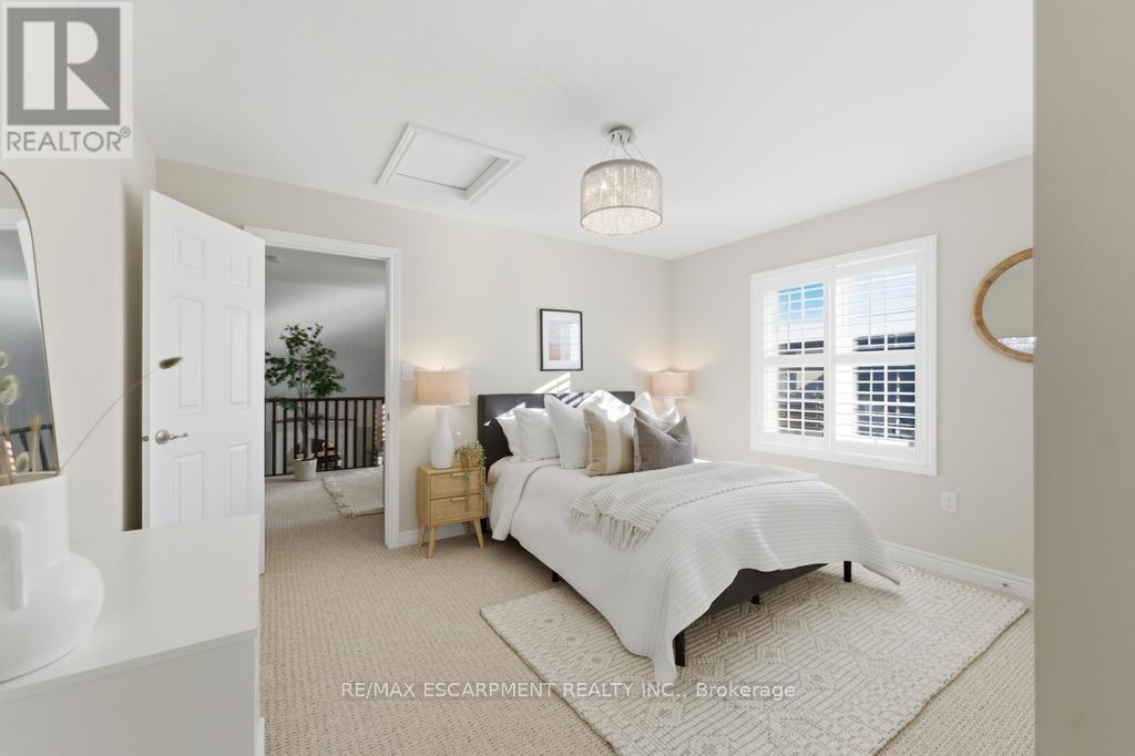 27 - 53 Redfern Avenue, Hamilton, Ontario  L9C 0E2 - Photo 20 - X12867038