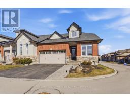 27 - 53 REDFERN AVENUE, Hamilton, Ontario