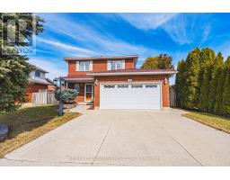 110 HIGHBURY DRIVE, Hamilton, Ontario