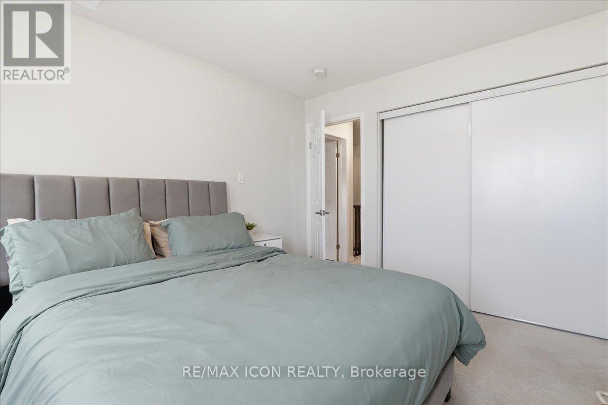 162 West Oak Trail, Kitchener, Ontario  N2R 0J4 - Photo 17 - X12867052