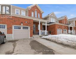 162 WEST OAK TRAIL, Kitchener, Ontario