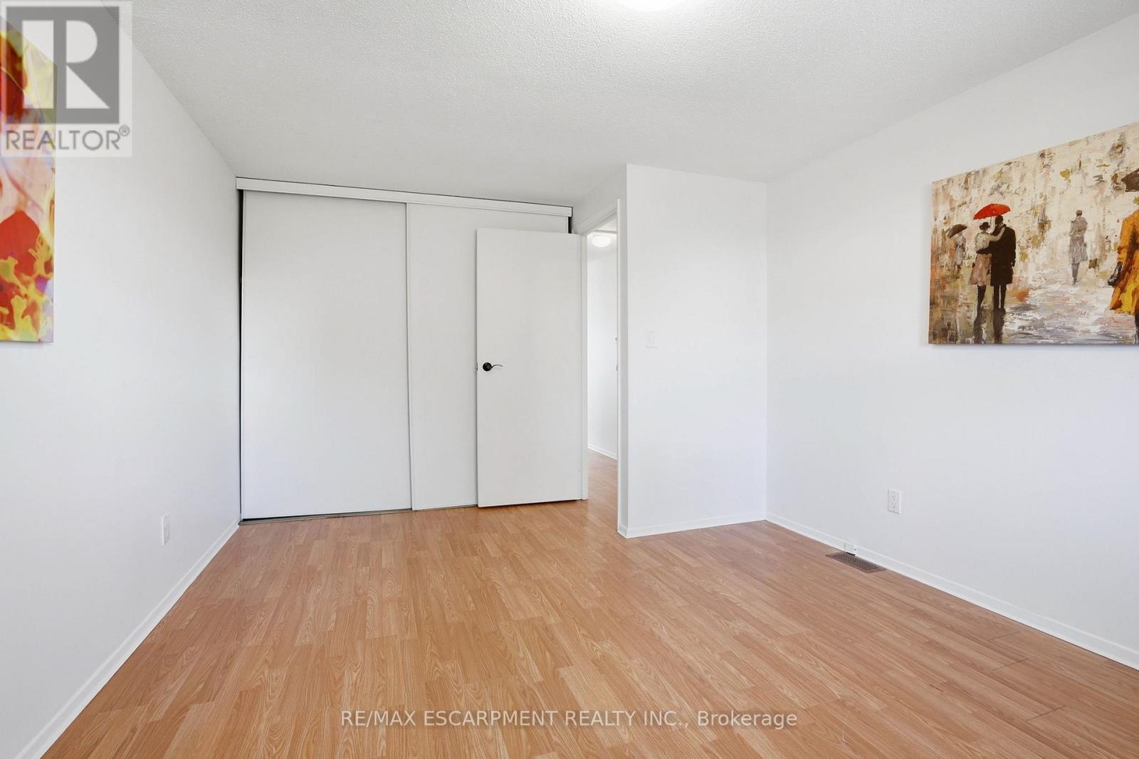 7 Calcott Court, Thorold, Ontario  L2V 4J9 - Photo 15 - X12867074