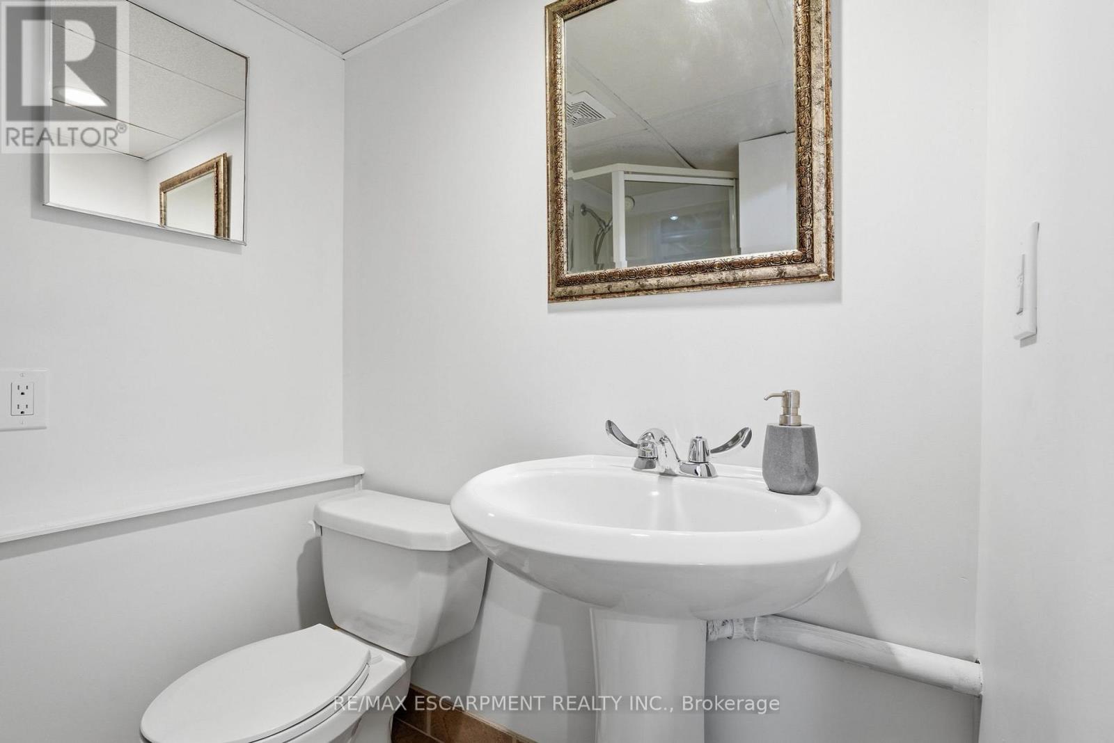 7 Calcott Court, Thorold, Ontario  L2V 4J9 - Photo 27 - X12867074