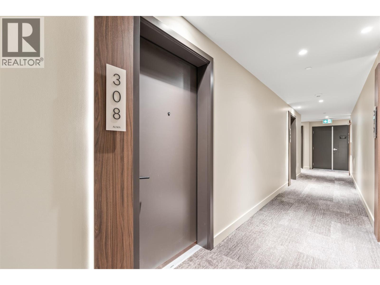 3051 Abbott Street Unit# 308, Kelowna, British Columbia